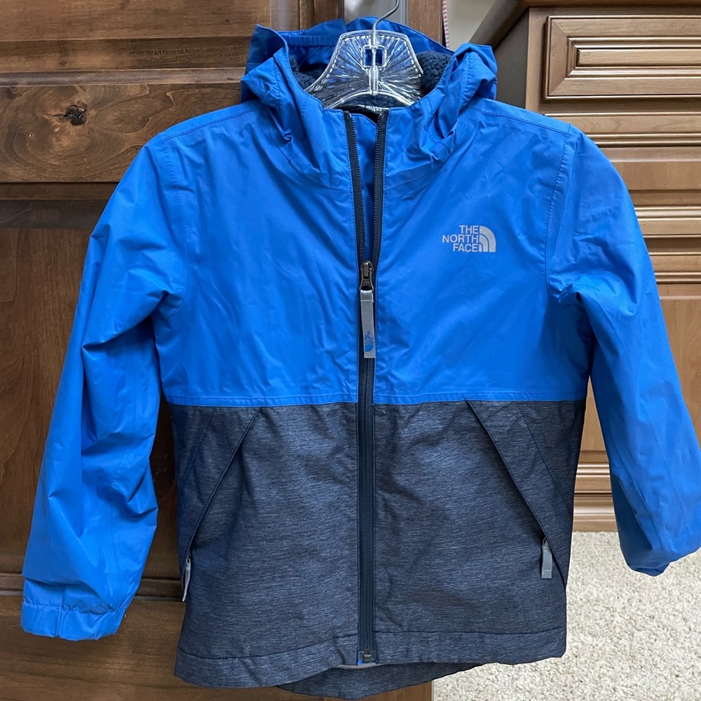 The North Face Boy Dryvent Fleece Lined Rain Jacket XS (6)